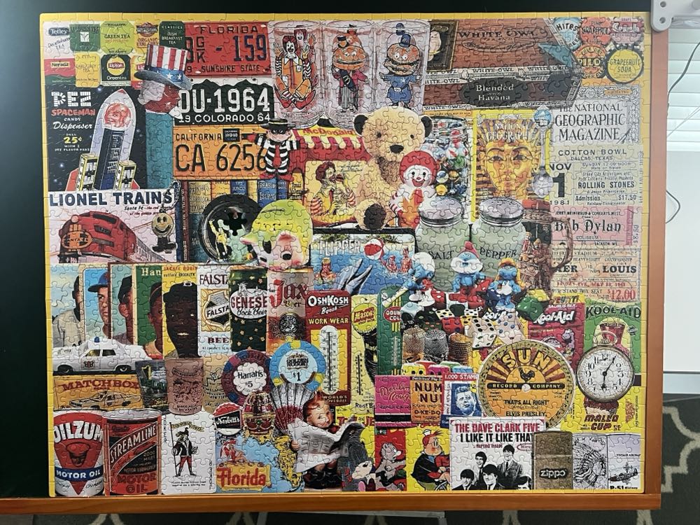 Things We Collect - White Mountain puzzle collectible - Main Image 2