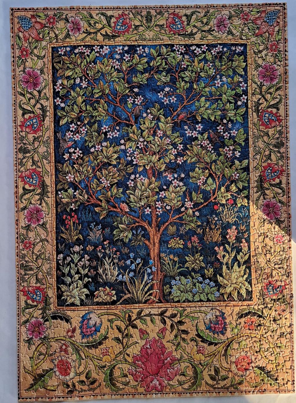 Tree Of Life - Tapestry - Eurographics puzzle collectible [Barcode 628136656092] - Main Image 3