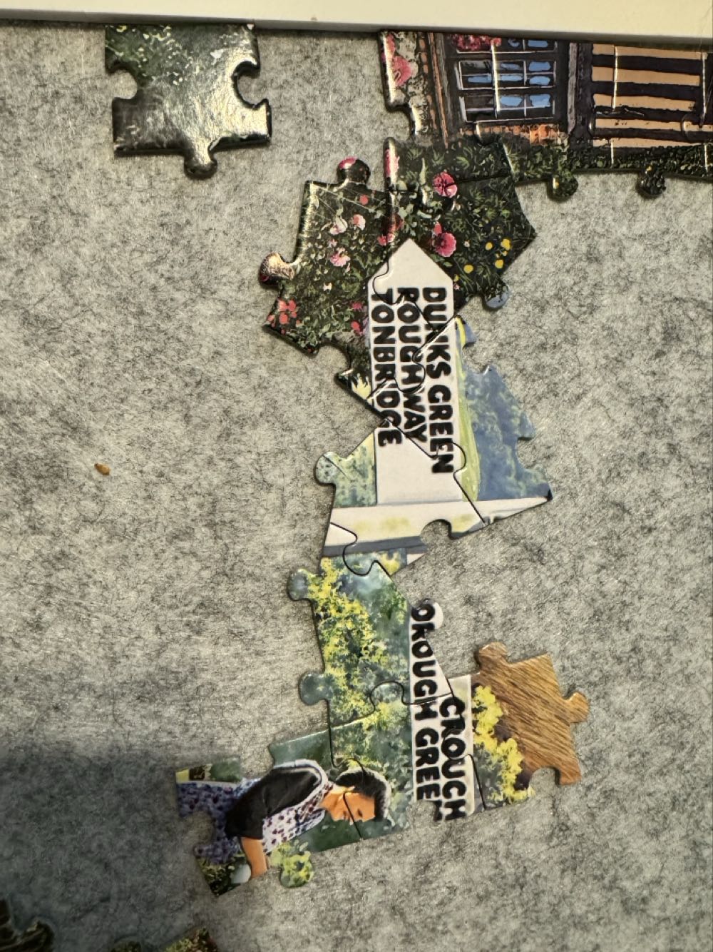 The Country Bus - Bits And Pieces 🇺🇸 puzzle collectible [Barcode 192949039309] - Main Image 4