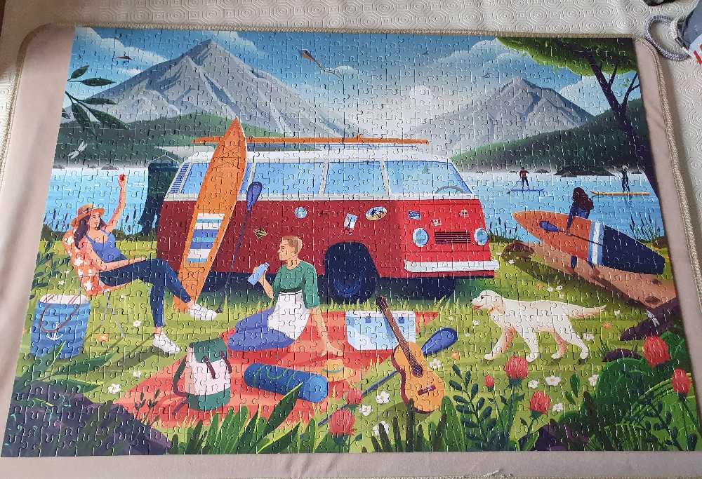 Van Life - Falcon Contemporary puzzle collectible [Barcode 8710126113875] - Main Image 3