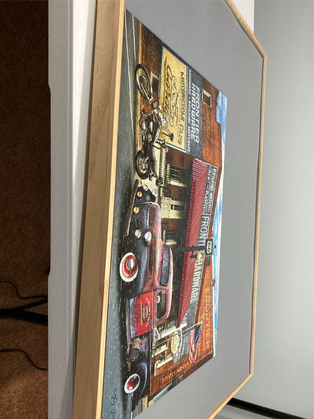 American Rust - Buffalo puzzle collectible [Barcode 079346025893] - Main Image 3