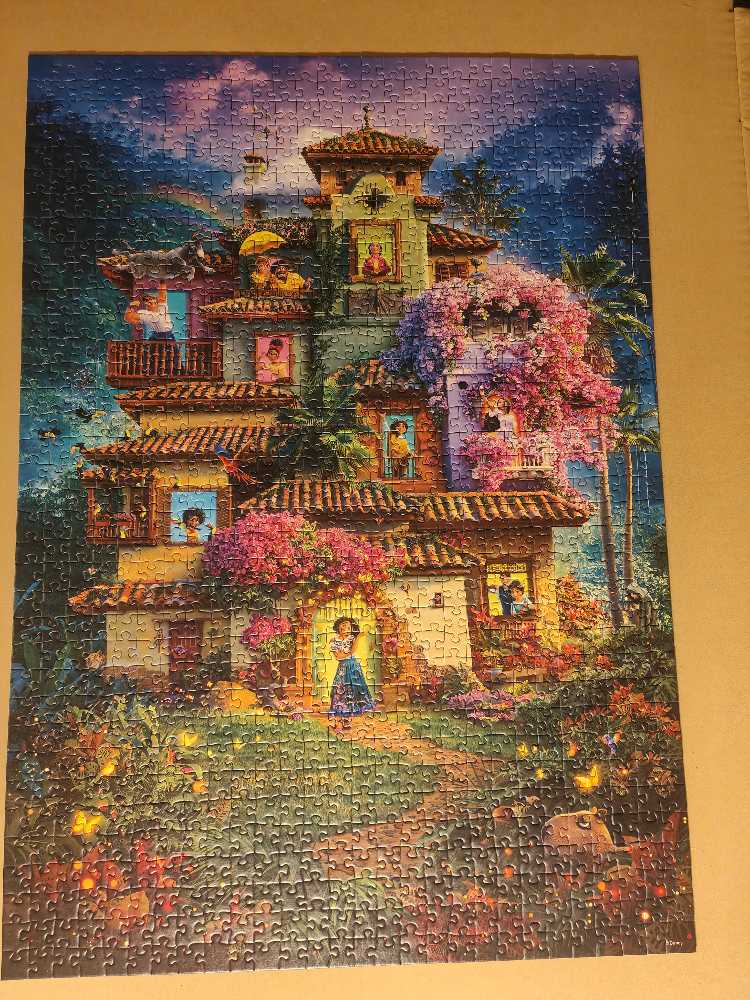 Castle Collection: Mirabel (Encanto) - Ravensburger puzzle collectible [Barcode 4005556173242] - Main Image 2
