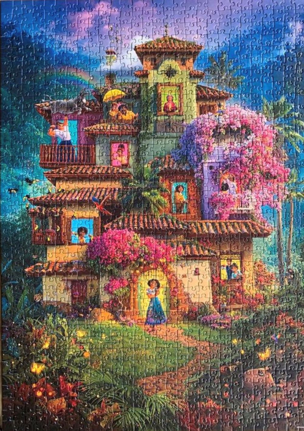 Castle Collection: Mirabel (Encanto) - Ravensburger puzzle collectible [Barcode 4005556173242] - Main Image 3