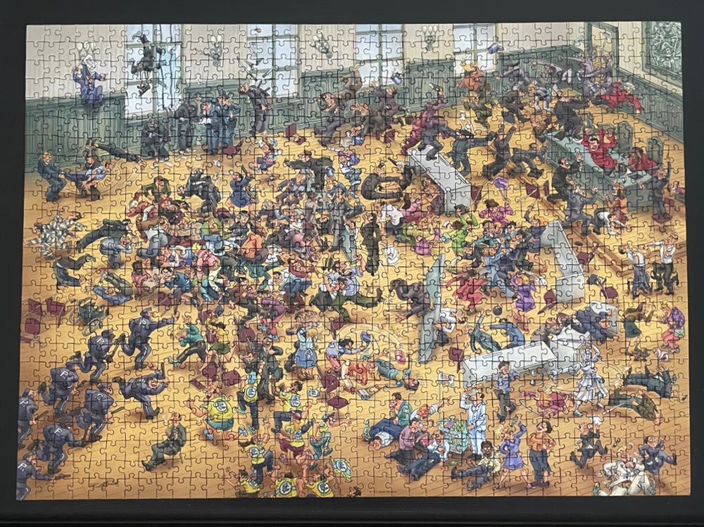 Justice For All - HEYE puzzle collectible [Barcode 4001689299934] - Main Image 3