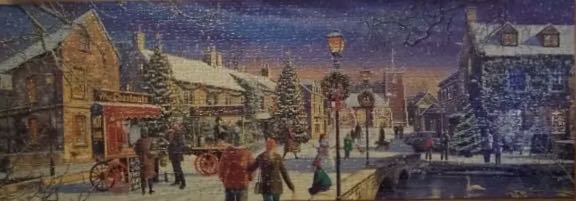 Snowy Christmas Village🟦 - Shaws puzzle collectible [Barcode 5060693536915] - Main Image 4