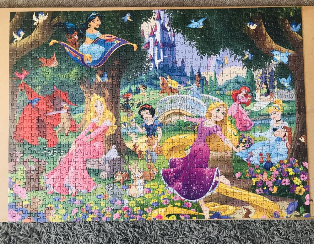 Christmas Surprise Seek & Find Shop Bins