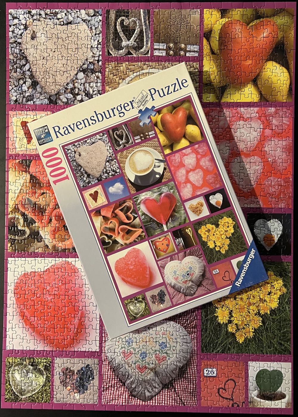 Hearts Abound - Ravensburger puzzle collectible [Barcode 4005556191840] - Main Image 4