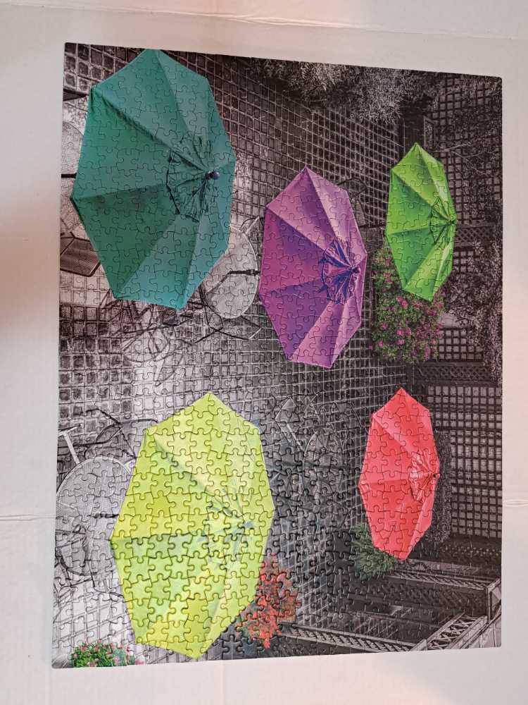 Colorsplash : Umbrellas 🆕 - Ceaco puzzle collectible [Barcode 021081280075] - Main Image 3