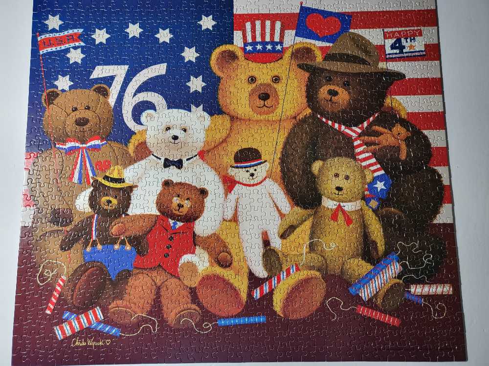 Patriotic Stuffy Bunch - Milton Bradley puzzle collectible [Barcode 032244046797] - Main Image 2