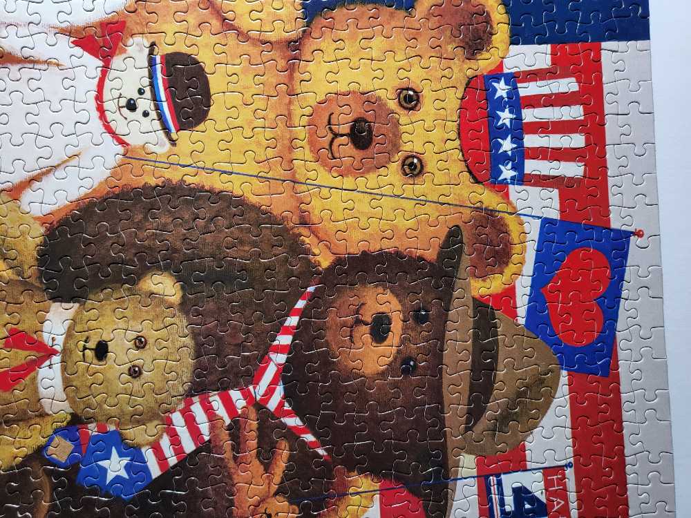 Patriotic Stuffy Bunch - Milton Bradley puzzle collectible [Barcode 032244046797] - Main Image 3