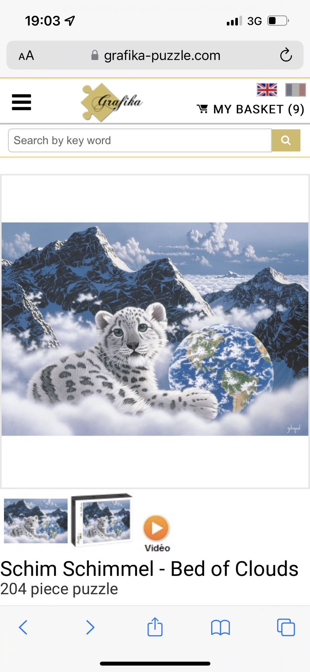 Riverside Home In Bloom. Cottage Collection 