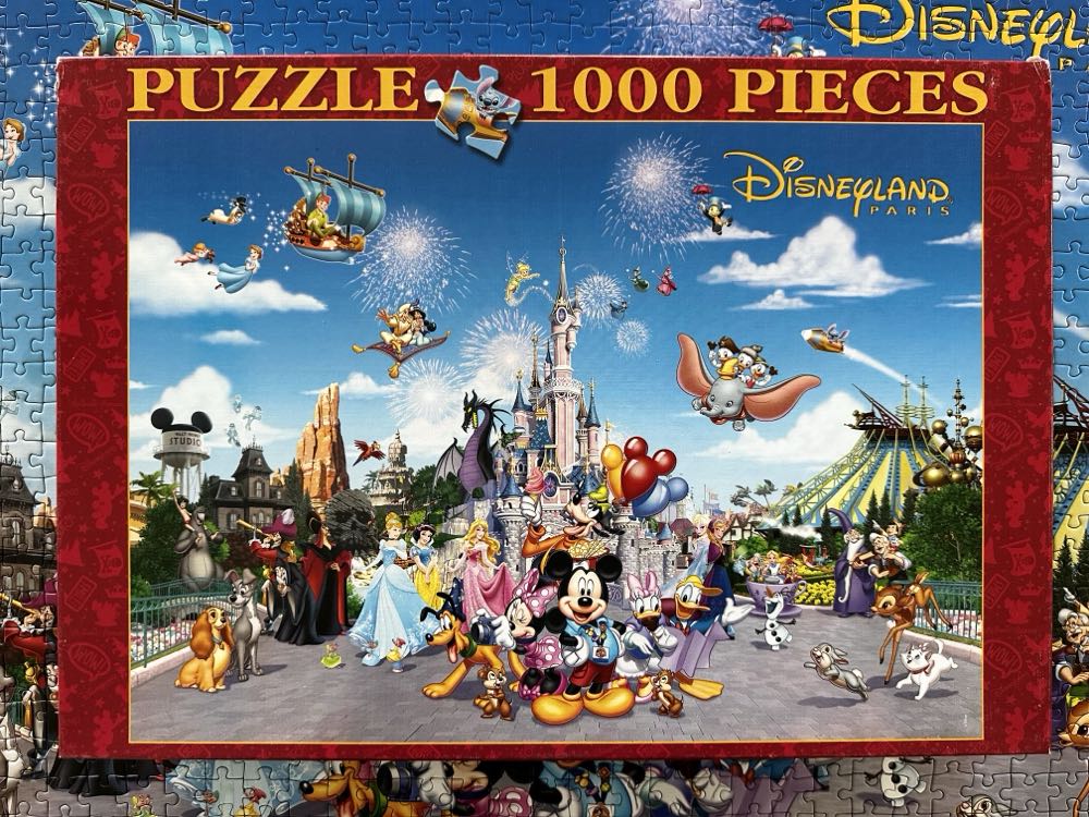 Disneyland Paris - Clementoni puzzle collectible - Main Image 4
