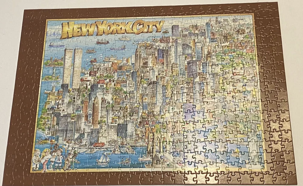 New York City - Buffalo Games puzzle collectible [Barcode 079346973224] - Main Image 3