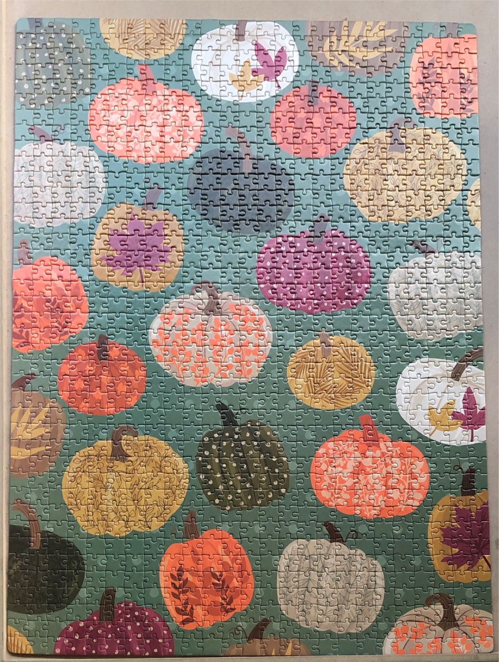 Patterned Pumpkins - Lise perry puzzle collectible [Barcode 81469252000999] - Main Image 2