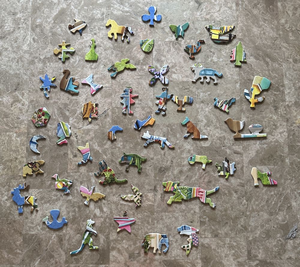 Village By The Sea - Pastime Puzzles puzzle collectible [Barcode 714043071100] - Main Image 4