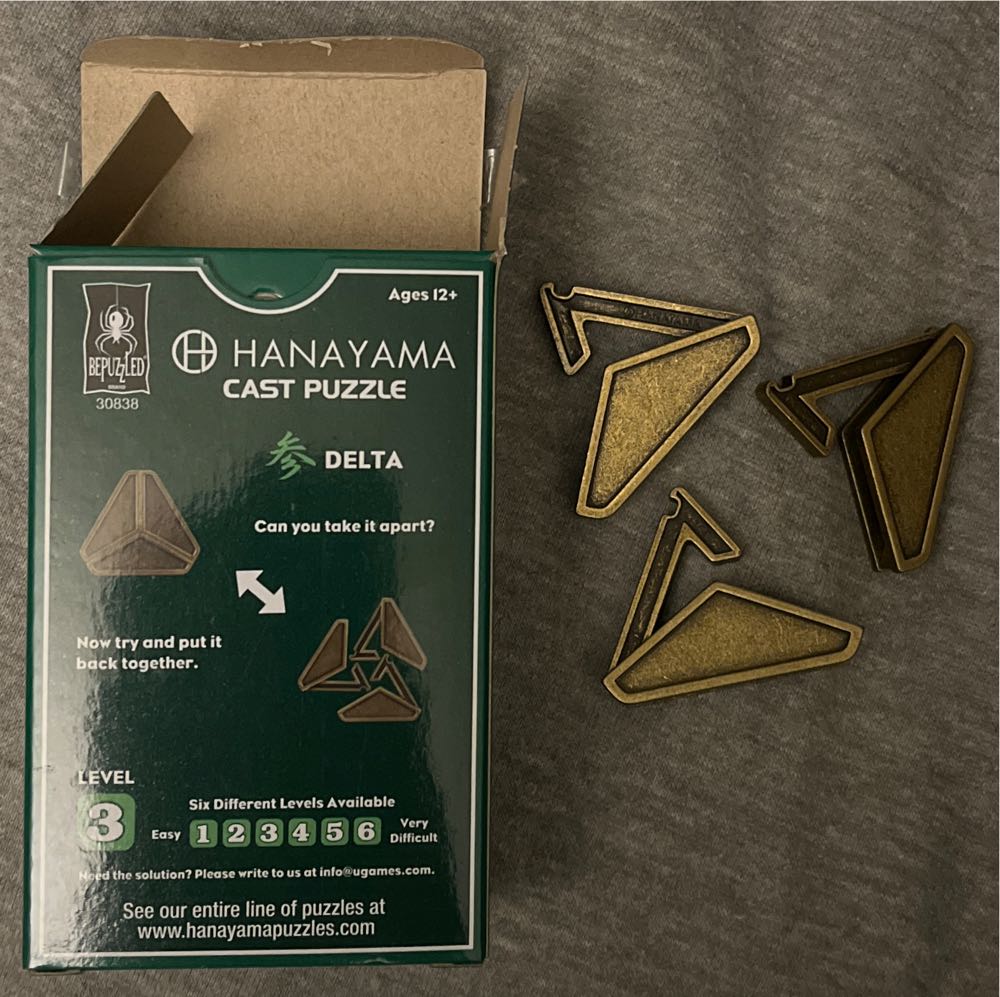 Hanayama DELTA Lvl 3  puzzle collectible [Barcode 023332308385] - Main Image 2