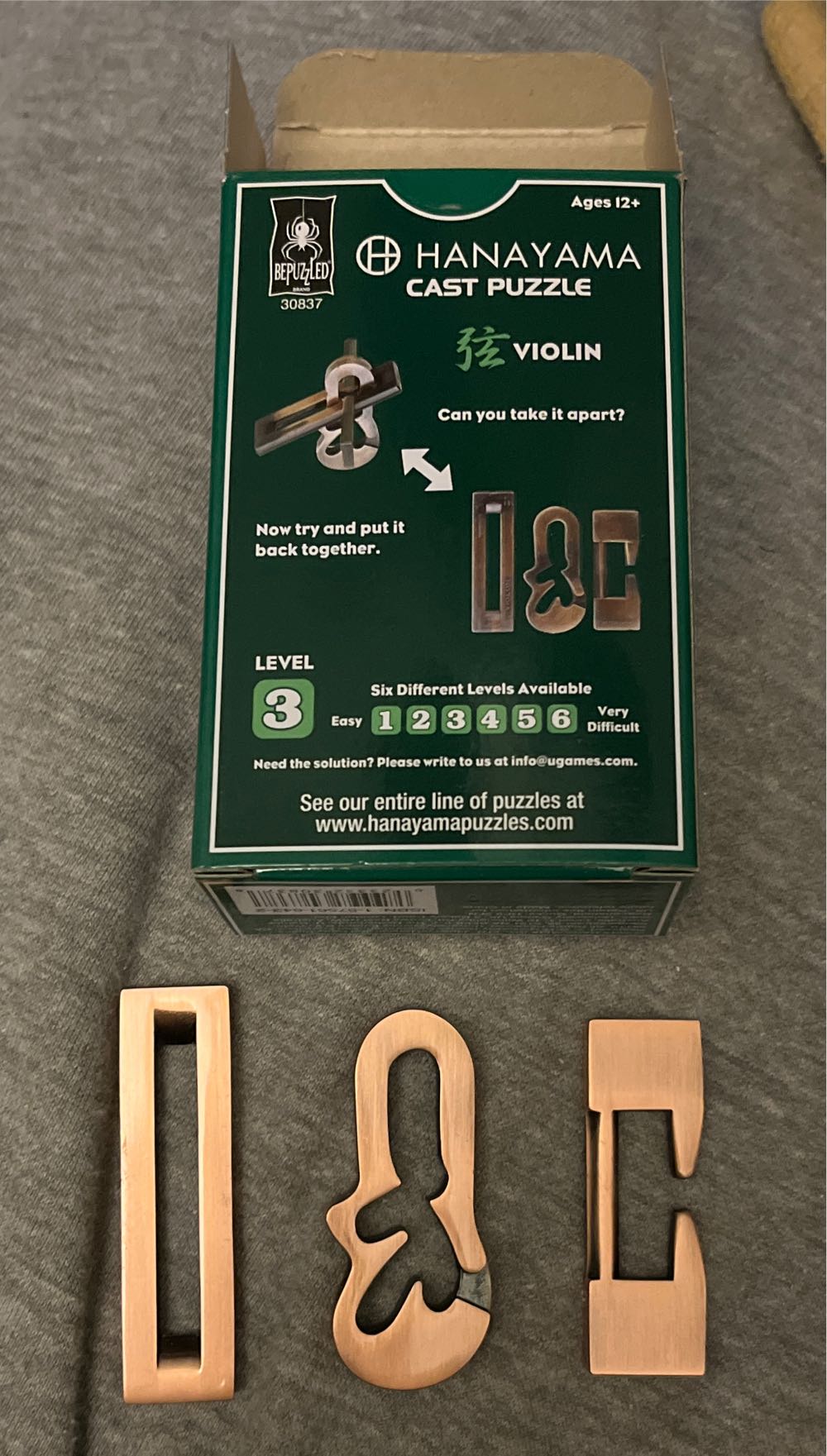 Hanayama VIOLIN Lvl 3  puzzle collectible [Barcode 023332308378] - Main Image 2