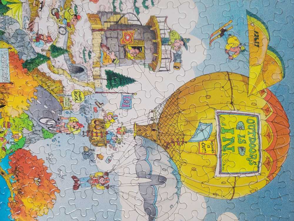 Mountainside Park - Hallmark puzzle collectible [Barcode 763795095490] - Main Image 4