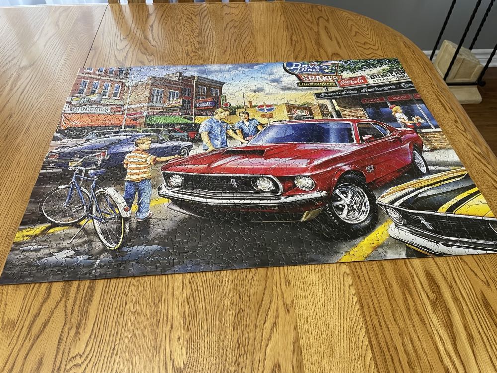 Dave’s Diner - Master Pieces puzzle collectible [Barcode 705988605581] - Main Image 4