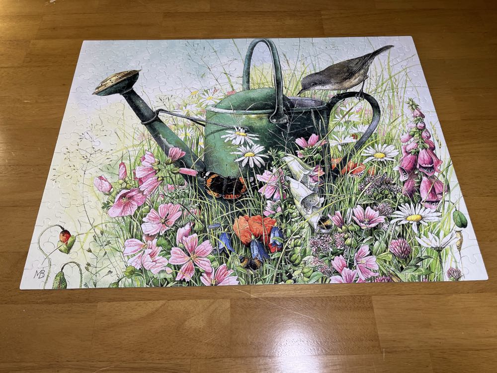 Watering Can - Ceaco puzzle collectible [Barcode 021081220743] - Main Image 4