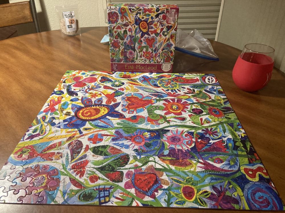 Artful Blooms Crack - Galison puzzle collectible [Barcode 021081222556] - Main Image 2