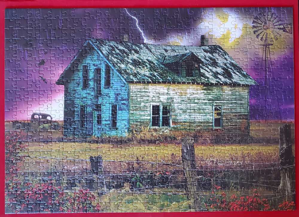 Haunted Farmhouse - Flipsi Puzzles puzzle collectible [Barcode 617285343748] - Main Image 2