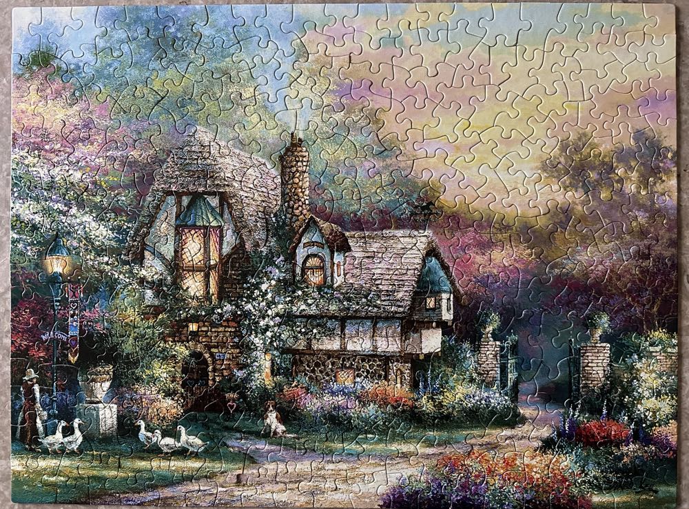 Weekend’s Retreat - SunsOut puzzle collectible [Barcode 796780180505] - Main Image 3