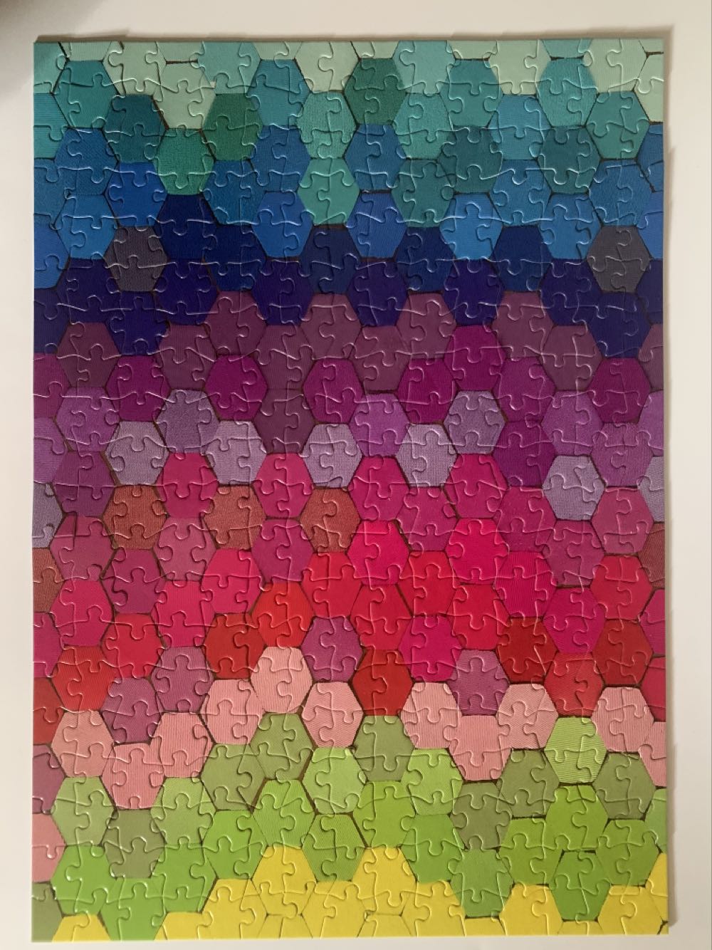 Hexagon Multicolor ✅ - Buffalo 300 puzzle collectible [Barcode 079346231041] - Main Image 2