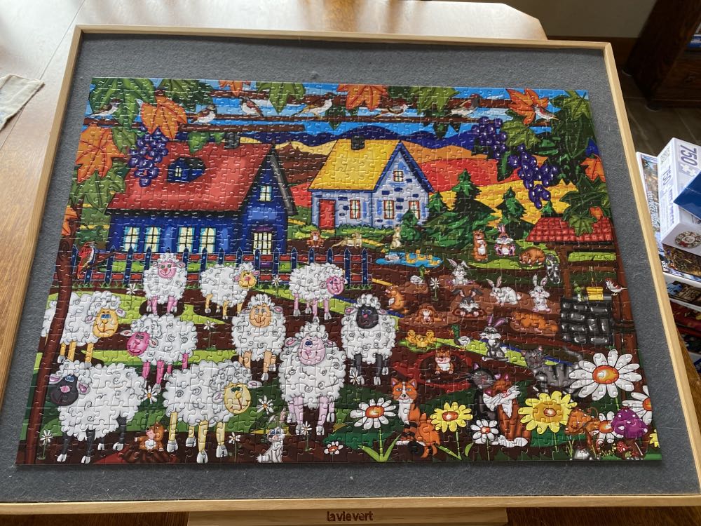 The Green Mouse - Jacarou Puzzles puzzle collectible [Barcode 731093611087] - Main Image 2