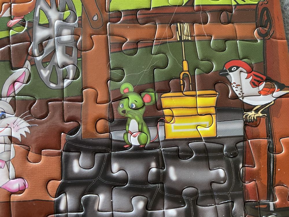 The Green Mouse - Jacarou Puzzles puzzle collectible [Barcode 731093611087] - Main Image 4