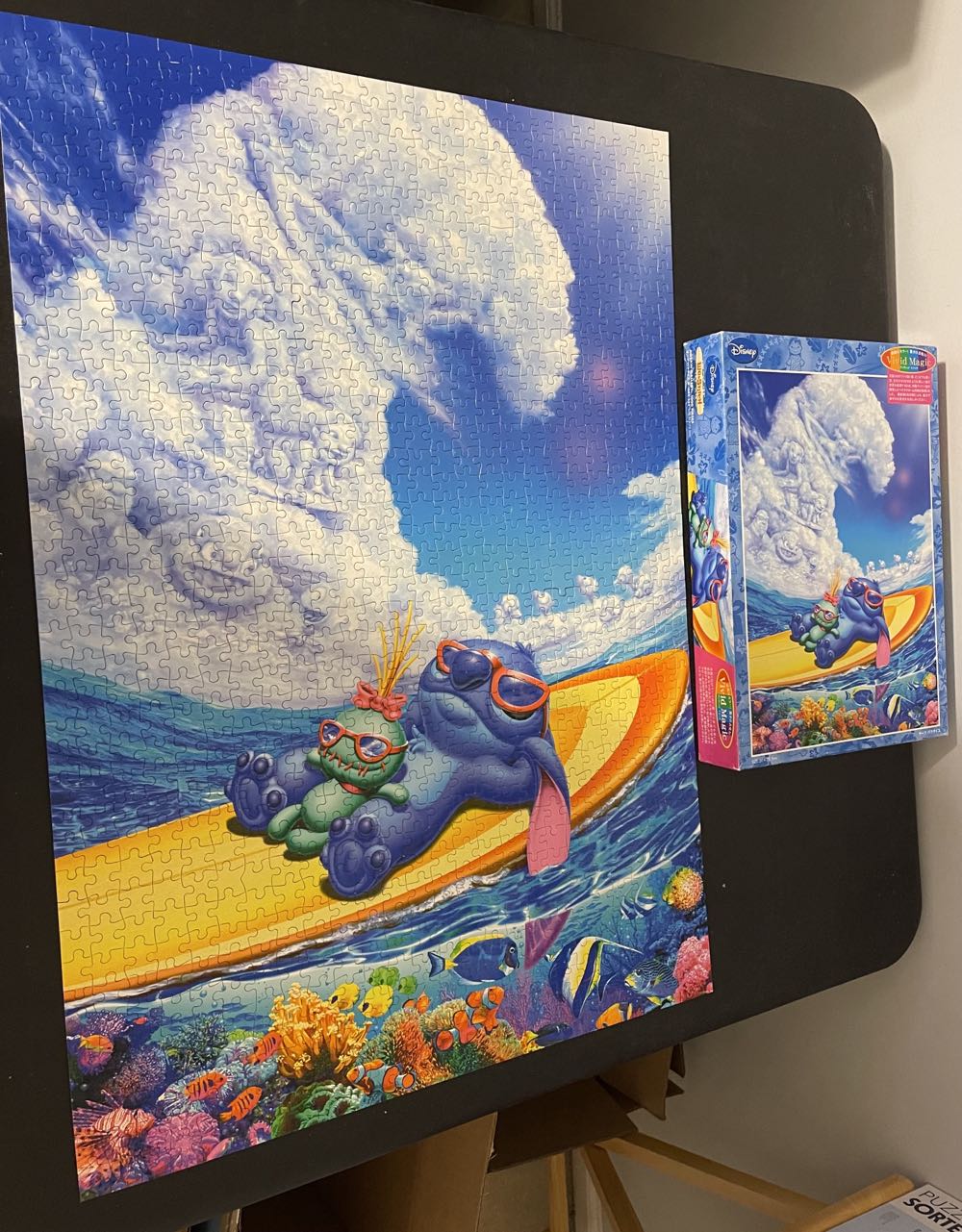 Disney Tenyo Pisuriro & Stitch Surf Paradise D 333 For ... - Vivid Magic puzzle collectible [Barcode 4905823943335] - Main Image 2