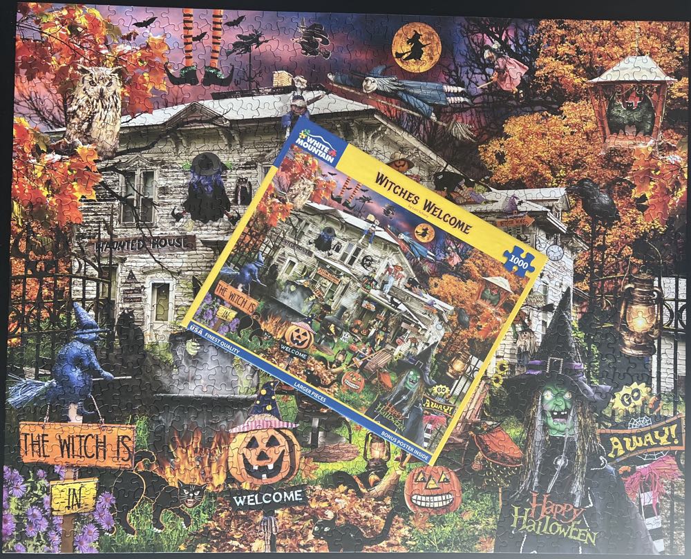 Witches Welcome - White Mountain Puzzles puzzle collectible [Barcode 724819265343] - Main Image 4