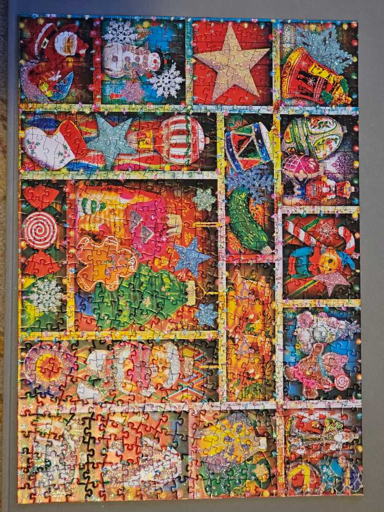 Christmas Ornaments - MasterPieces puzzle collectible [Barcode 705988322488] - Main Image 2