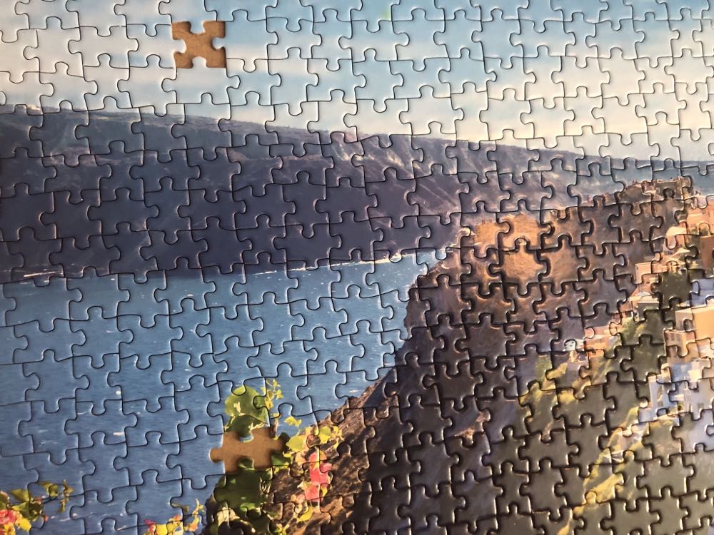 Santorini Spring - MasterPieces puzzle collectible [Barcode 705988719523] - Main Image 2