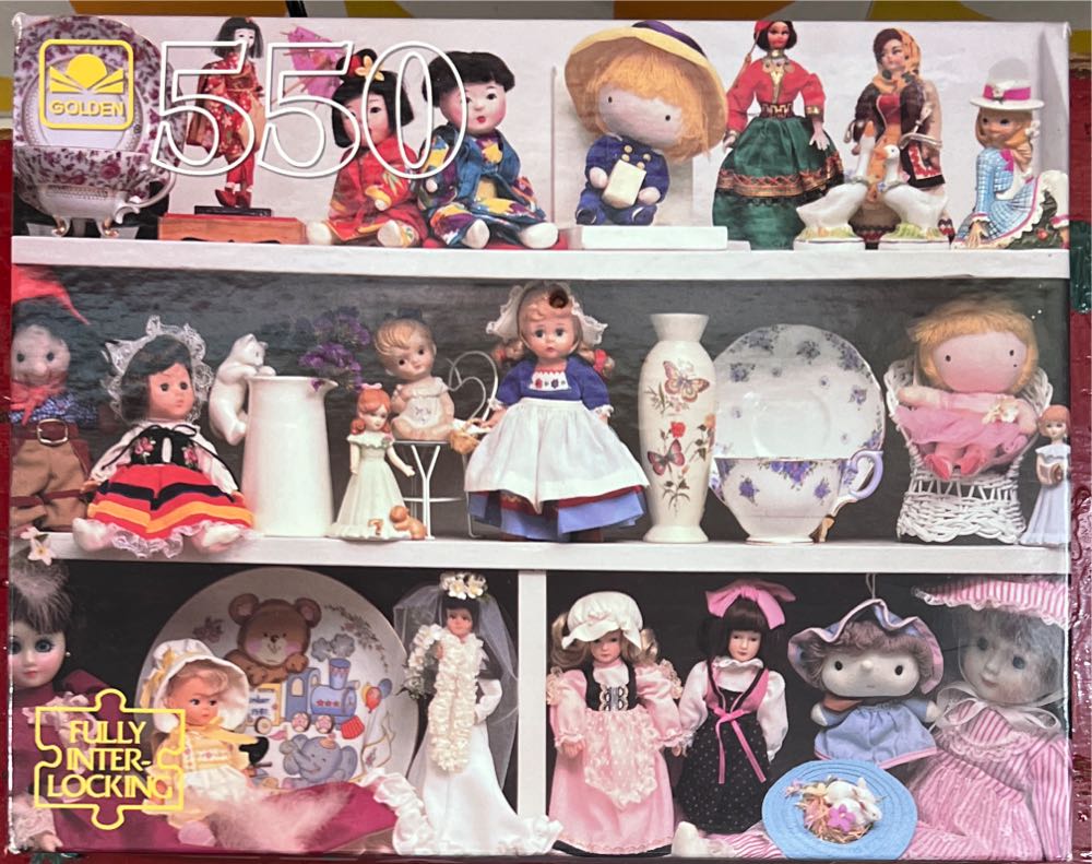 Dolls Around The World - Golden puzzle collectible [Barcode 033500047299] - Main Image 2