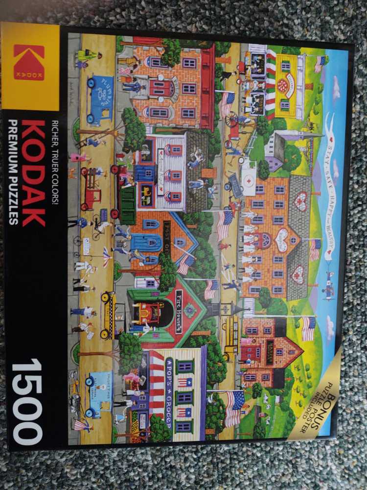 Hometown Heroes - Rose Art puzzle collectible [Barcode 4895145437455] - Main Image 2