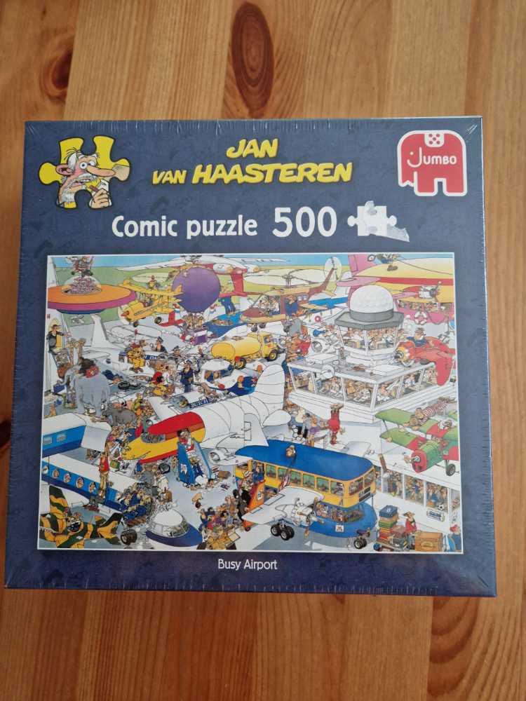 black Labs In Pink Box