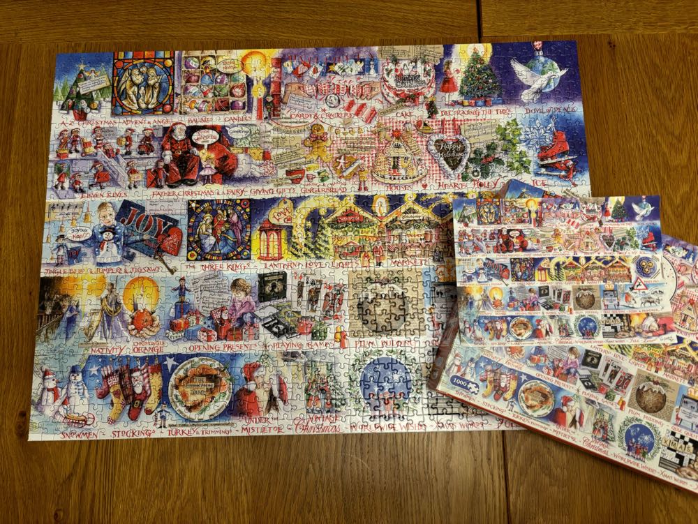 Christmas Alphabet - Gibsons puzzle collectible - Main Image 3