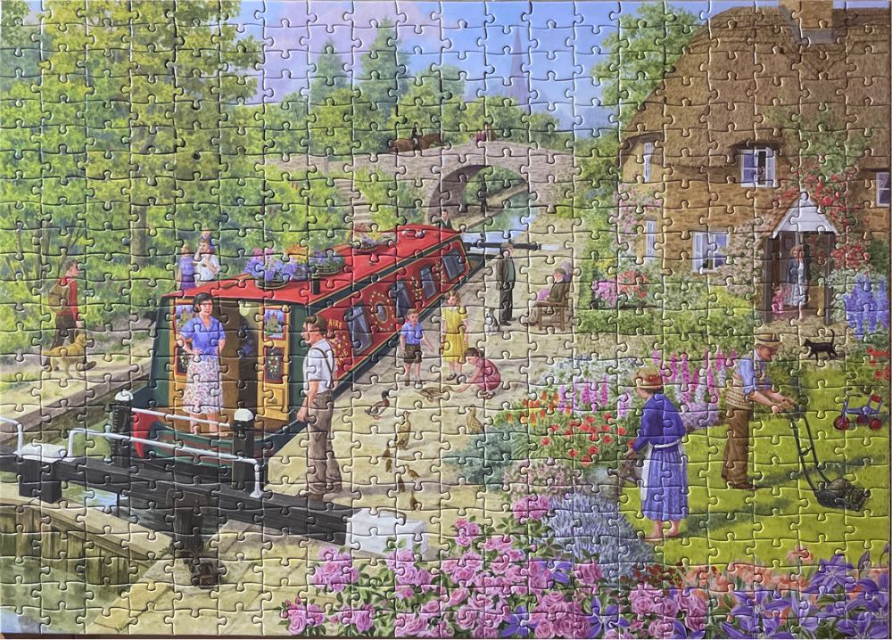 Lock Keepers Cottage - W H Smith puzzle collectible [Barcode 5013872029326] - Main Image 2