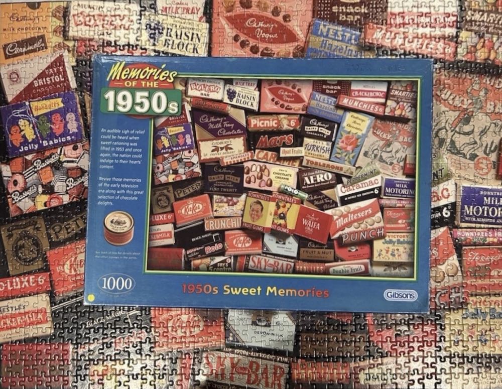 Sweet Memories 1950s - Gibsons puzzle collectible [Barcode 5012269070026] - Main Image 4
