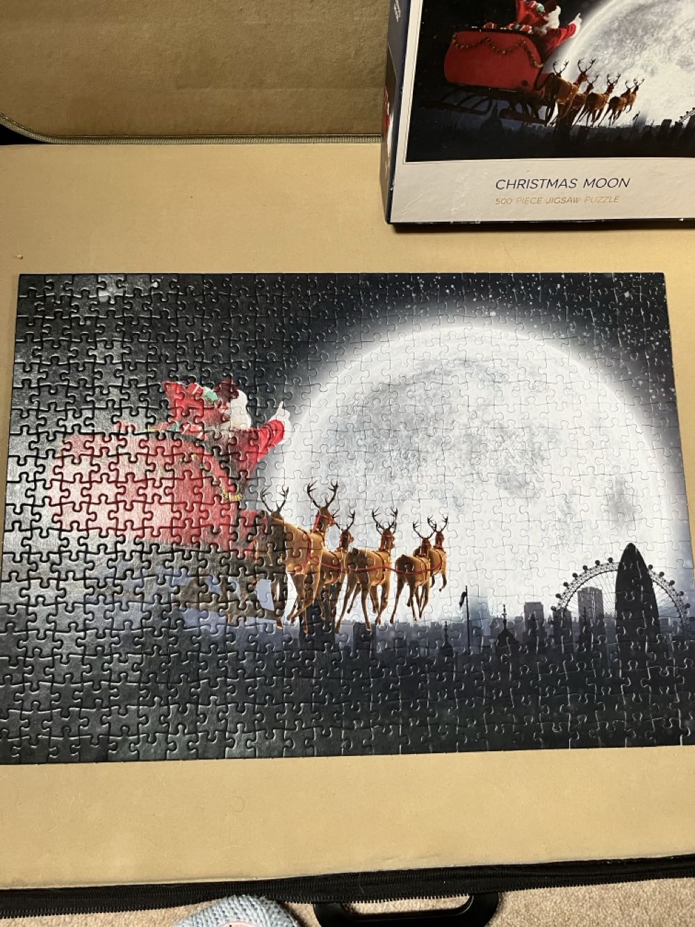 Christmas Moon - M&S puzzle collectible [Barcode 09338807] - Main Image 2