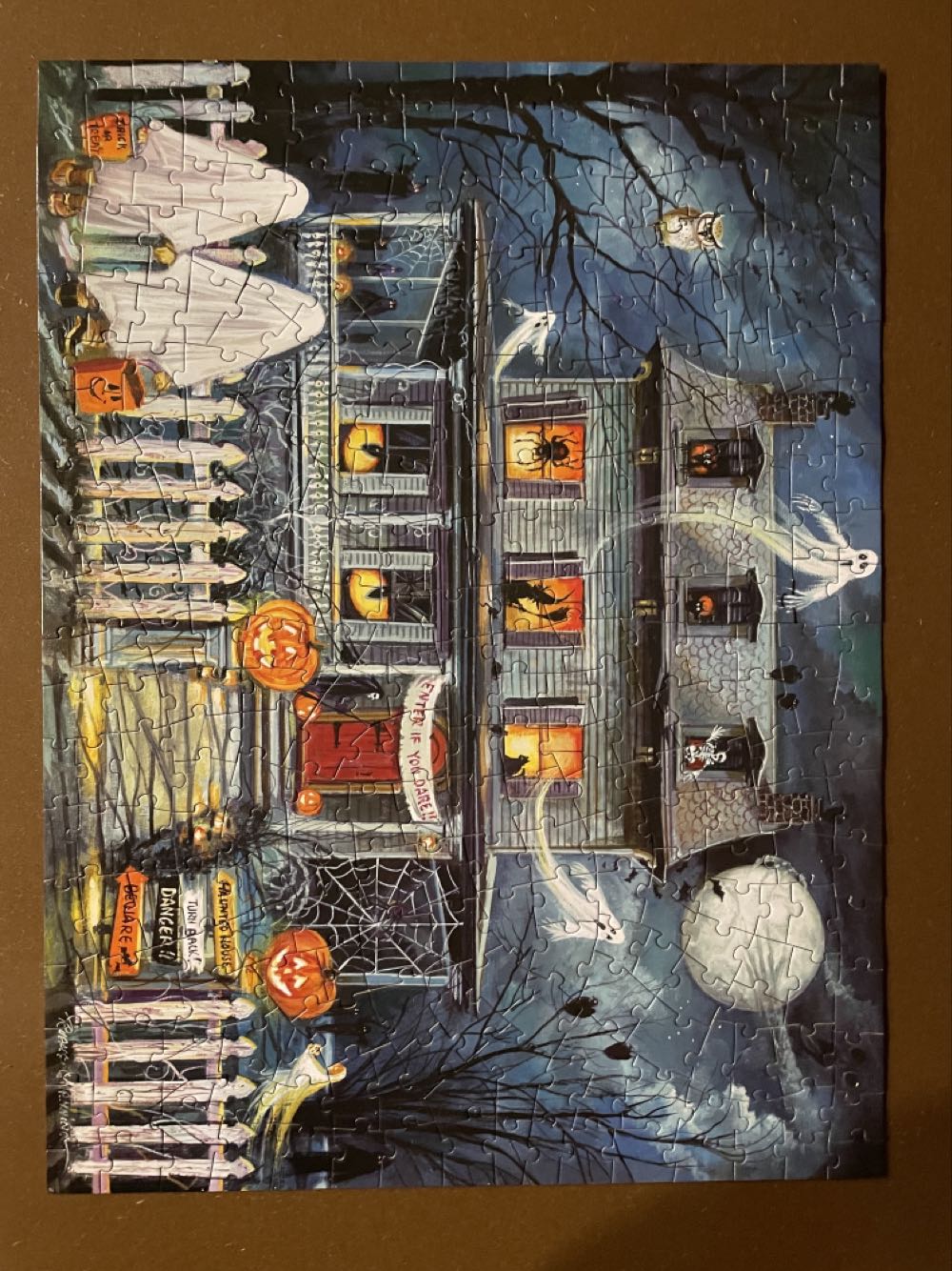 Enter If You Dare - Bits & Pieces puzzle collectible [Barcode 192949041562] - Main Image 2