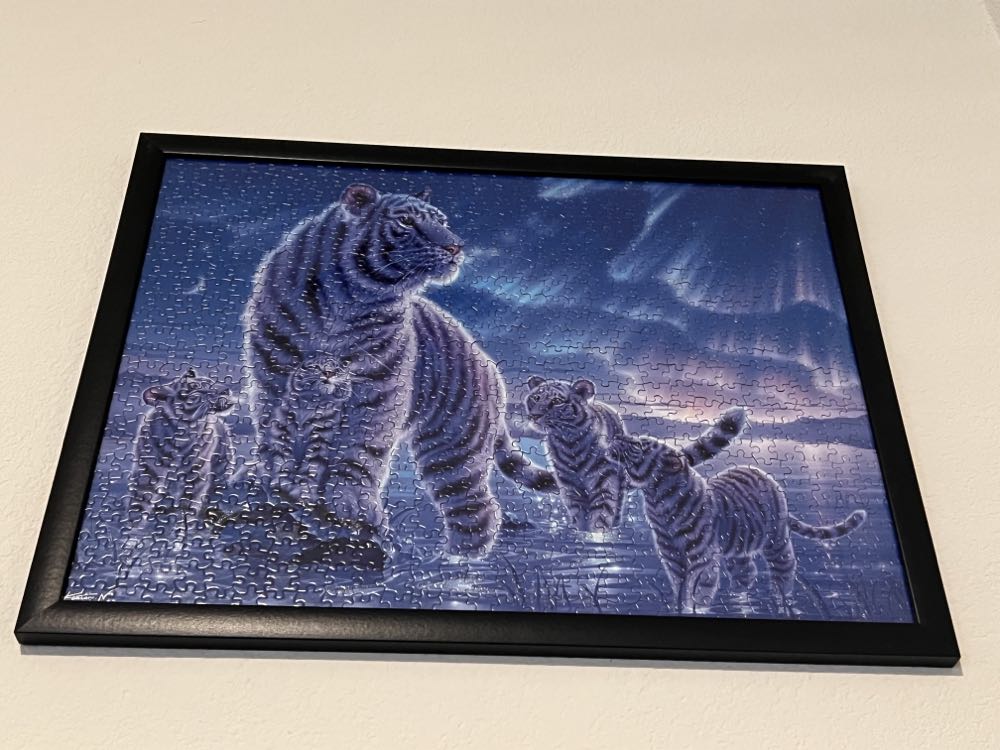White Tiger With Cubs  puzzle collectible - Main Image 1