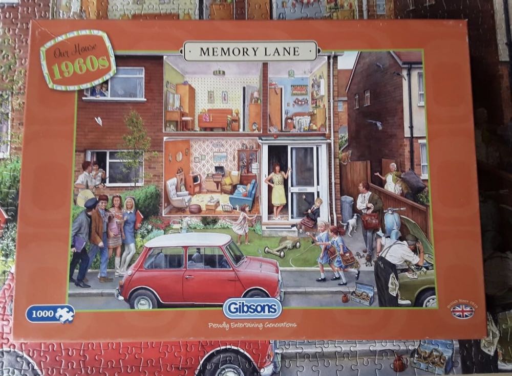 Memory Lane - Our House 1960s - Gibsons puzzle collectible [Barcode 5012269070590] - Main Image 4