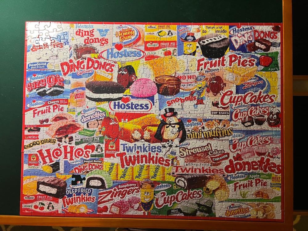 Hostess Snacks - White Mountain puzzle collectible [Barcode 724819265947] - Main Image 2