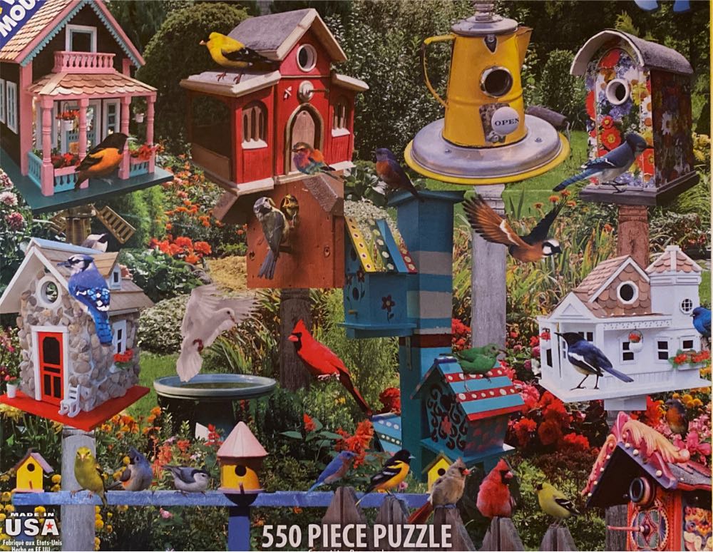Birdhouse Village - White Mountain puzzle collectible [Barcode 724819257737] - Main Image 2