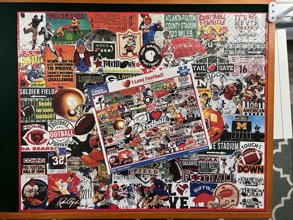 I Love Football - White Mountain puzzle collectible [Barcode 724819266043] - Main Image 3