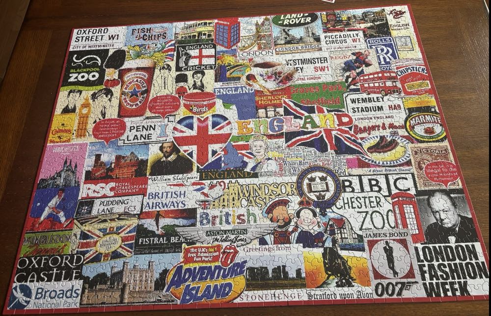 I Love England - White Mountain puzzle collectible [Barcode 724819266067] - Main Image 3