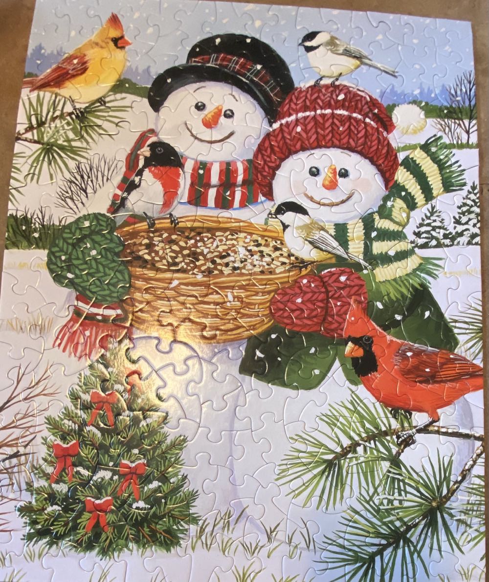 Snow Couple Feeding The Birds - Bits & Pieces puzzle collectible [Barcode 192949008831] - Main Image 3