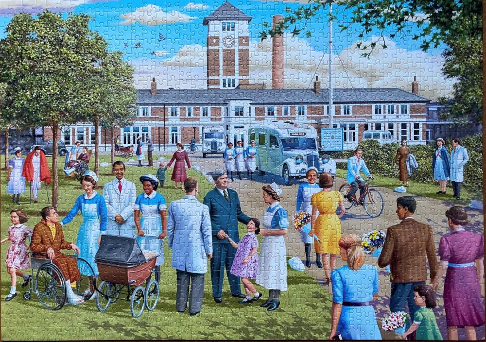 The National Health Service (Petra Lenen) - Falcon de luxe puzzle collectible [Barcode 8710126113646] - Main Image 4